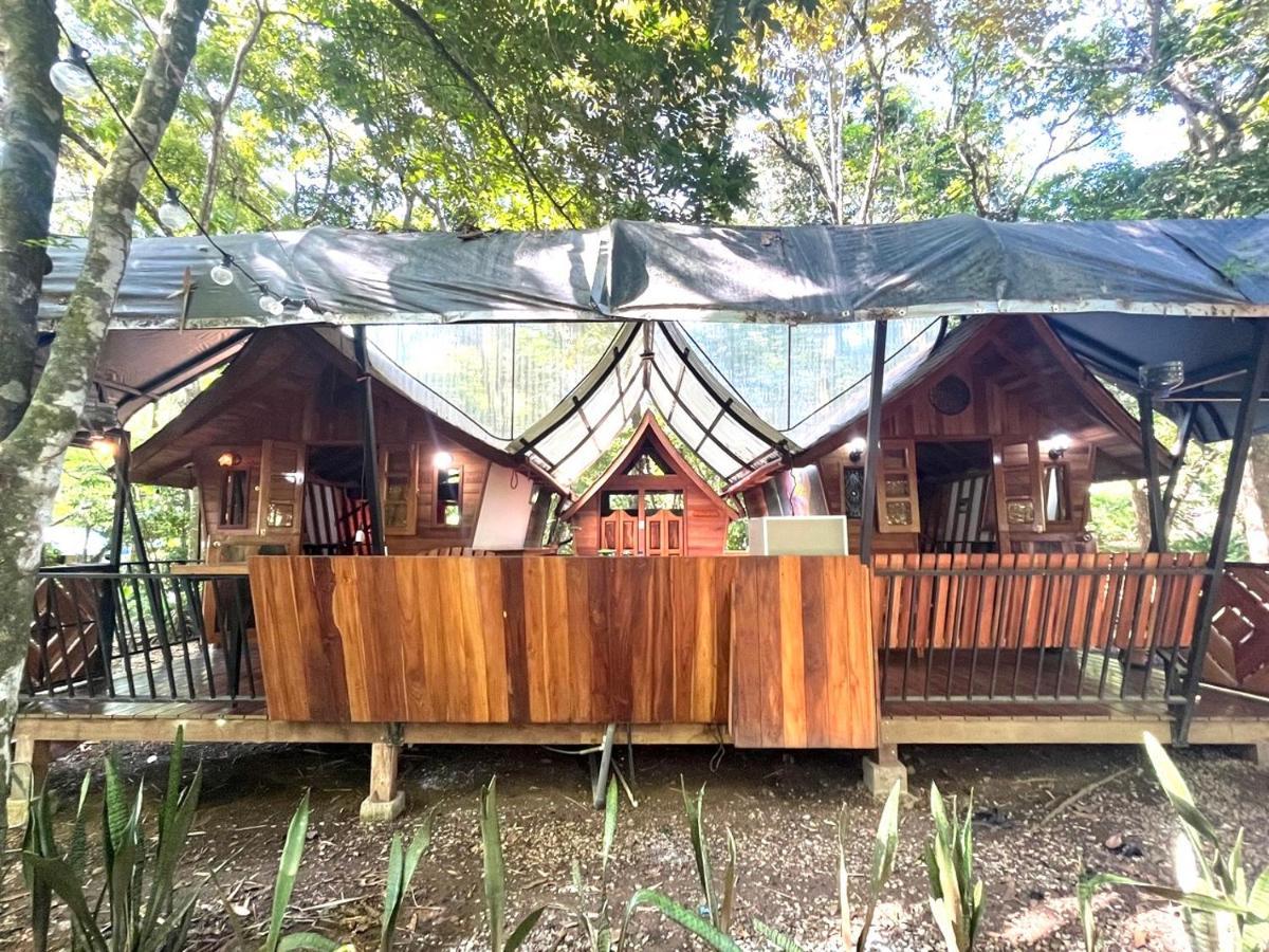 Hotel Gypsy Wagons Pavones  Exterior foto