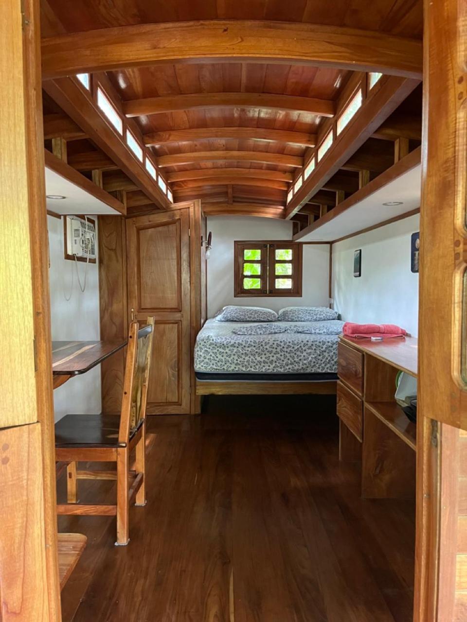 Hotel Gypsy Wagons Pavones  Exterior foto