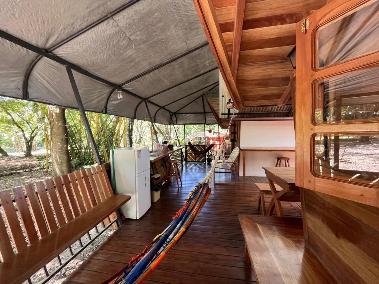 Hotel Gypsy Wagons Pavones  Exterior foto