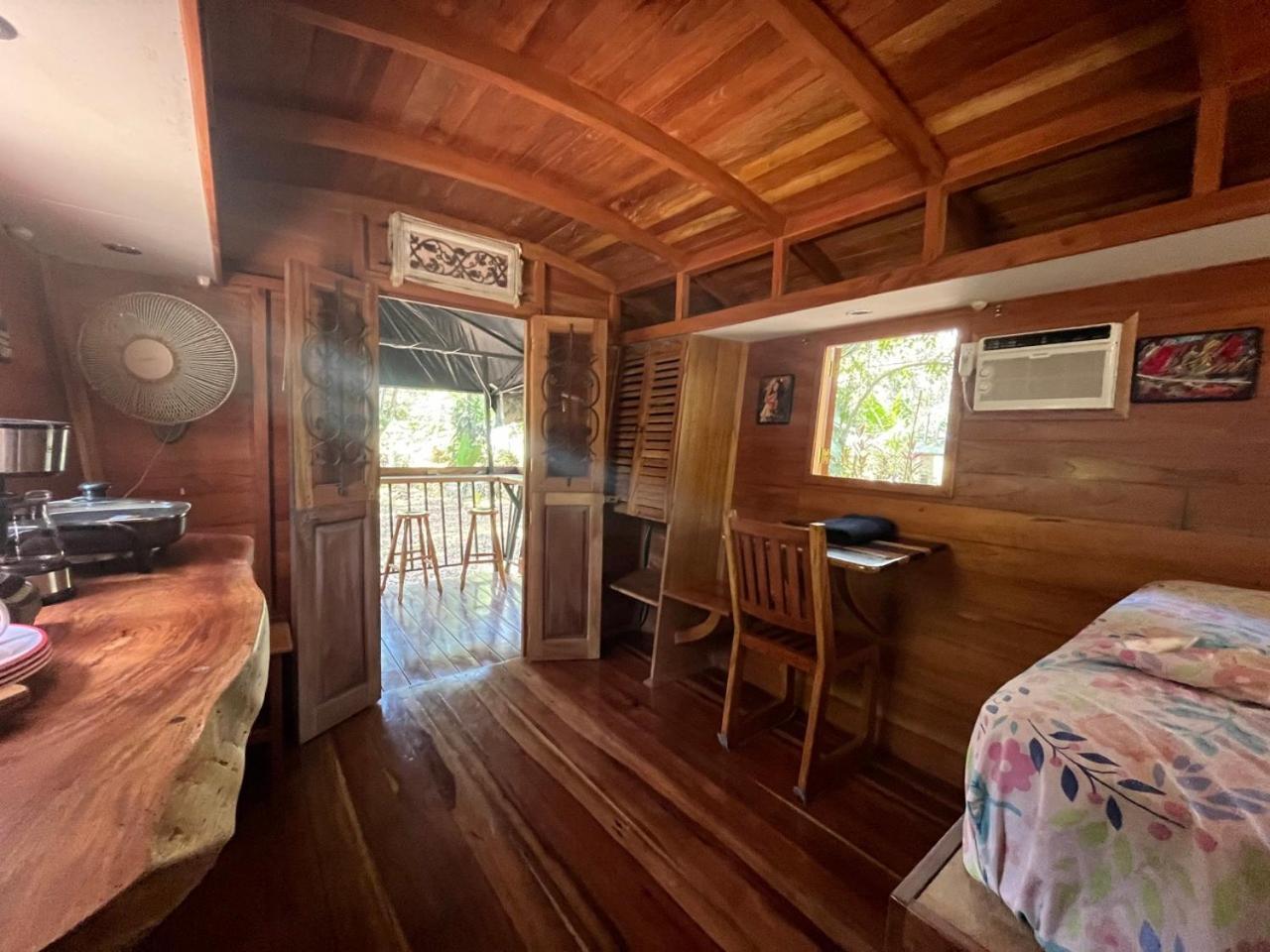 Hotel Gypsy Wagons Pavones  Exterior foto